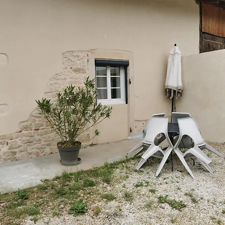 別荘 Gite Saint-Benigne